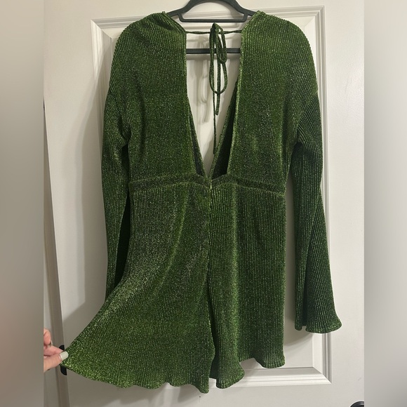 PrettyLittleThing Green Ribbed Jumpsuit - Picture 2 of 3